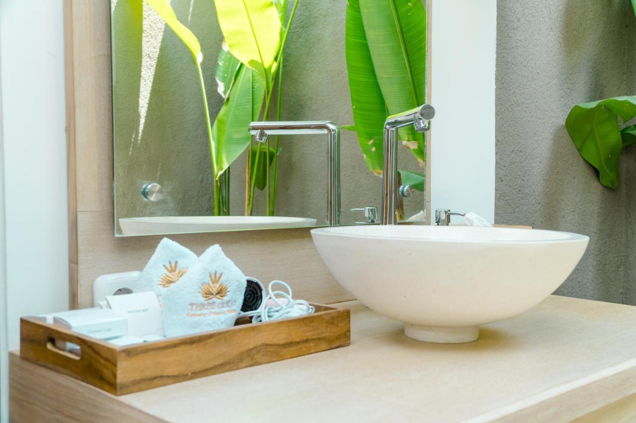 Three Gold Luxury Private Villas Ubud  Exterior photo