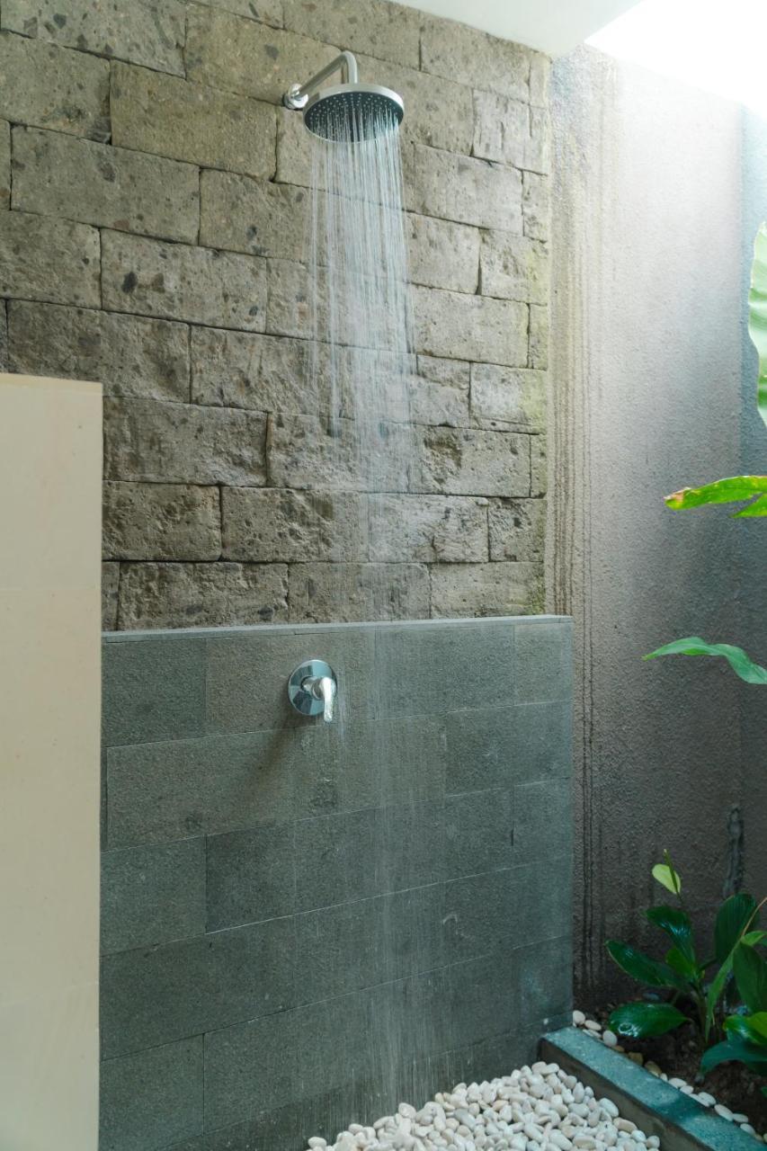 Three Gold Luxury Private Villas Ubud  Exterior photo