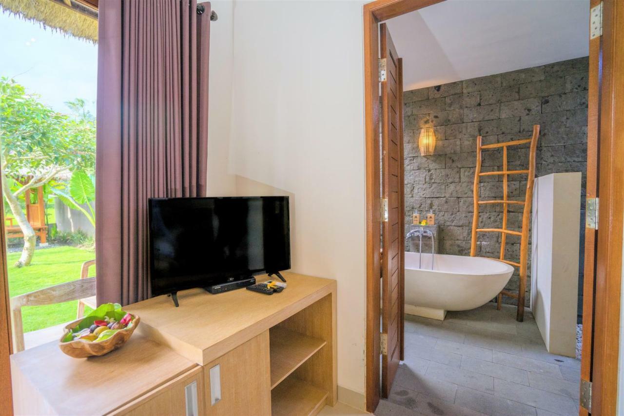 Three Gold Luxury Private Villas Ubud  Exterior photo