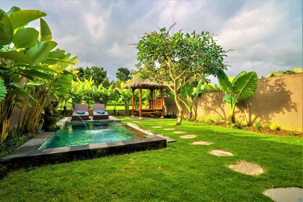 Three Gold Luxury Private Villas Ubud  Exterior photo